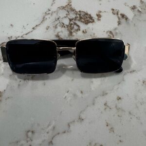 Black Rectangular Sunglasses